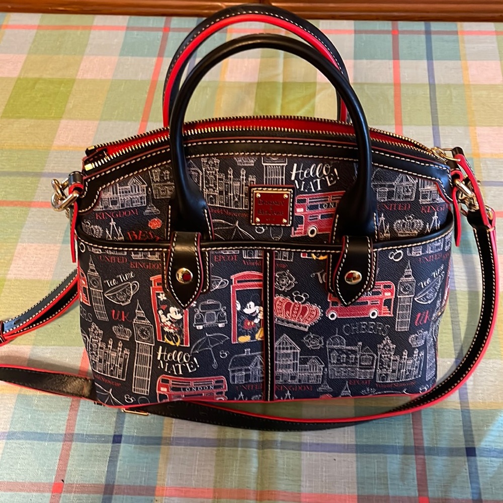 Dooney & Bourke Disney. Epcot UK.
